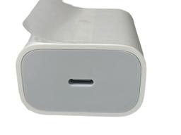 Apple A1720 Travel Adapter (Bulk Packaging)