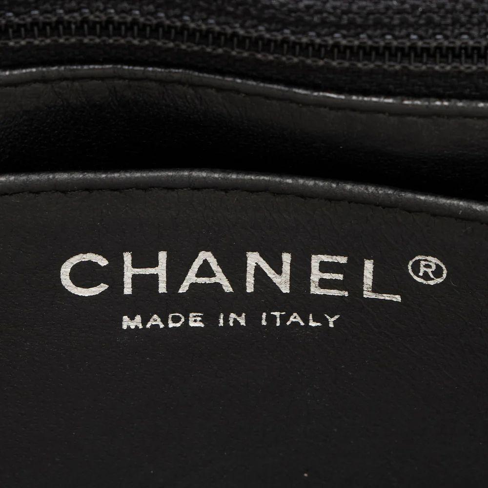 Refurbished Chanel Caviar Leather Classic Maxi Single Flap Bag - Reebelo Singapore