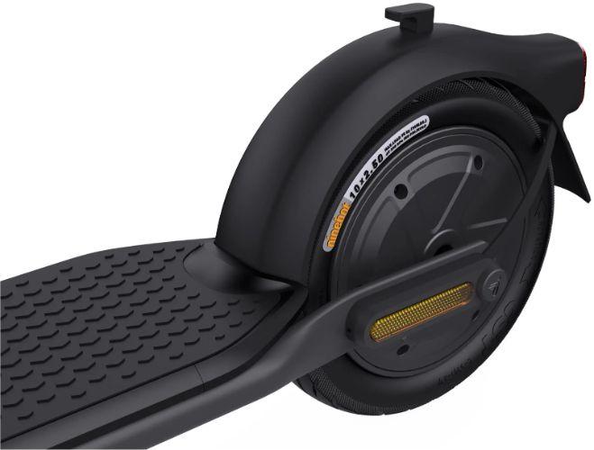 Refurbished Segway Ninebot Electric KickScooter F2 - Reebelo Singapore