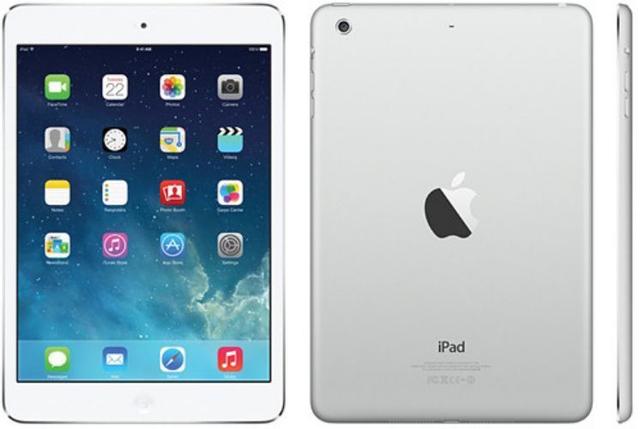iPad Mini 2 (2013) 7.9" in Silver in Good condition